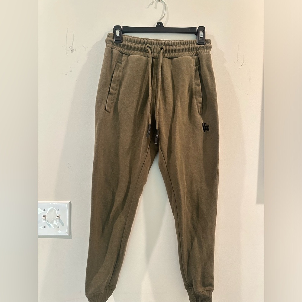 YOUNGLA JOGGERS SIZE SMALL